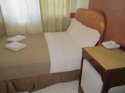 Golden Stallion Suites Cagayán de Oro Extérieur photo