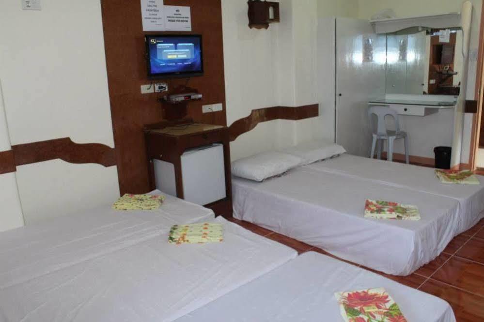 Golden Stallion Suites Cagayán de Oro Extérieur photo